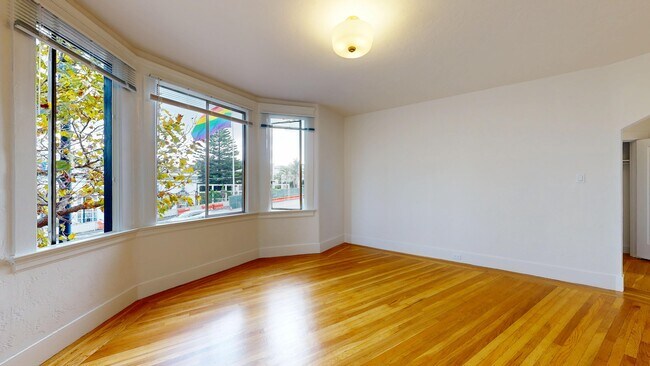 Foto del edificio - 2420 Market St