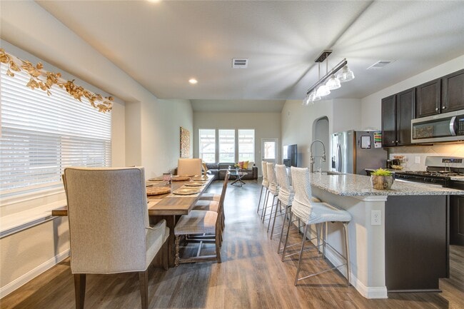 Building Photo - 24535 Carlo Hue Trail