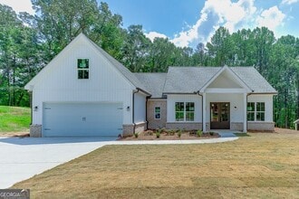 Building Photo - 125 Rains Rd