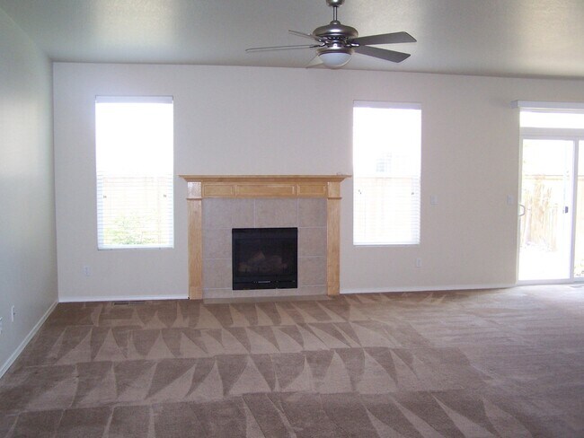 Foto del edificio - 1150 Ludgate Dr