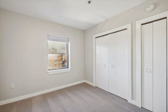 Foto del edificio - Kenmore Sq - 2 Bed 2 Bath  9/1
