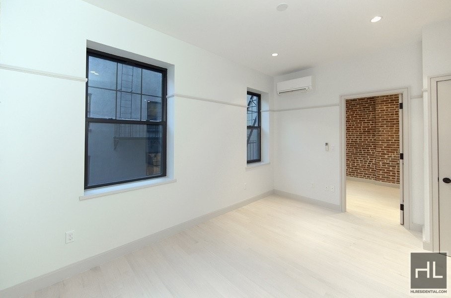 Building Photo - 459 W 43rd St