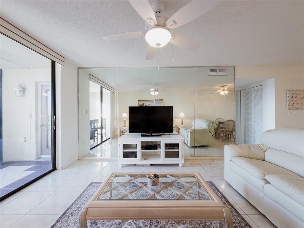 Foto principal - 1316 Pasadena Ave S