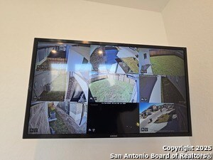 Building Photo - 11730 Burnet Rose