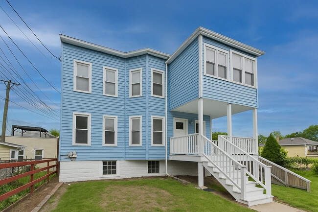 Foto del edificio - 2144 W Montrose Ave