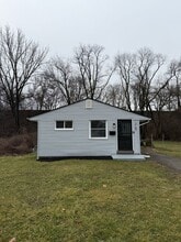 Building Photo - 2167 Avalon Pl