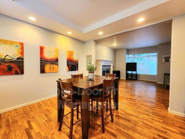 Building Photo - 8138 5th Ave SW