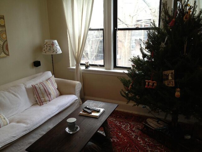 Foto del edificio - 141 Englewood Ave