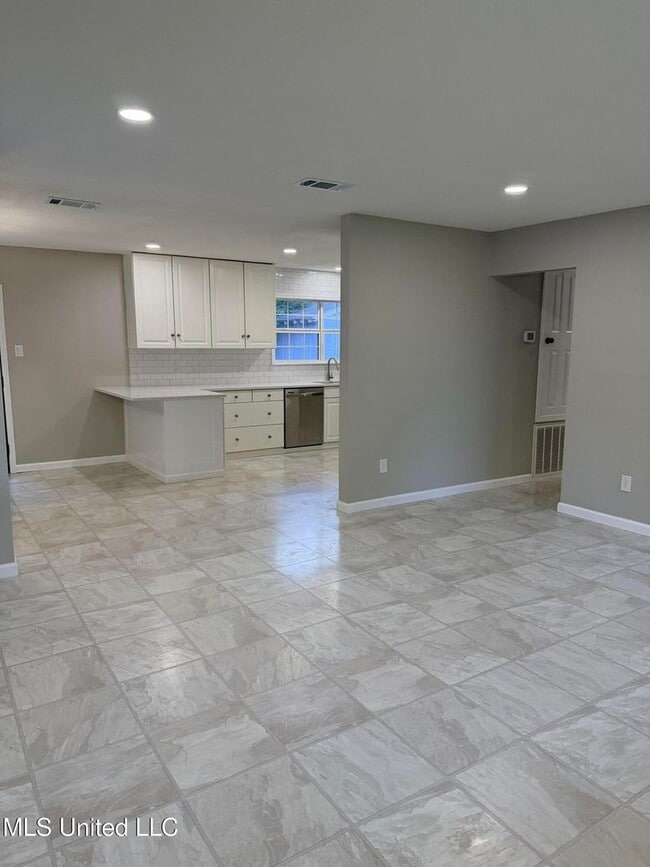 Foto del edificio - 3 BR/2BA Rental in Pinecrest Subdivision
