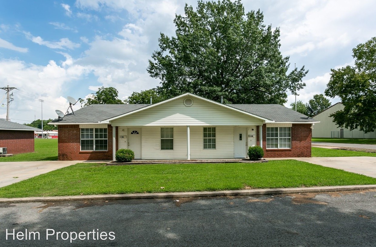 Primary Photo - 205-205 N 6th Pl