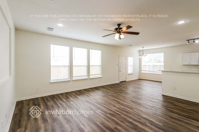 Building Photo - 29622 Legends Bluff Dr