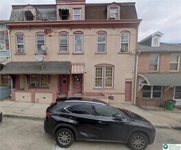 Building Photo - 427 N 5th St