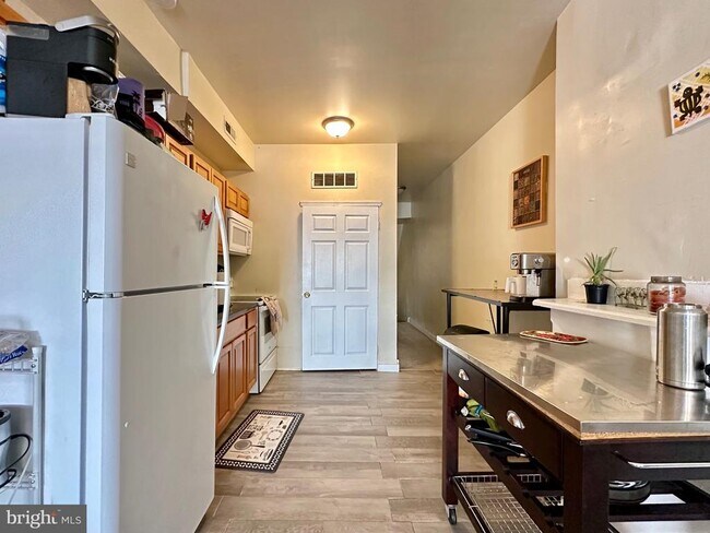 Foto del edificio - 1429 W Norris St