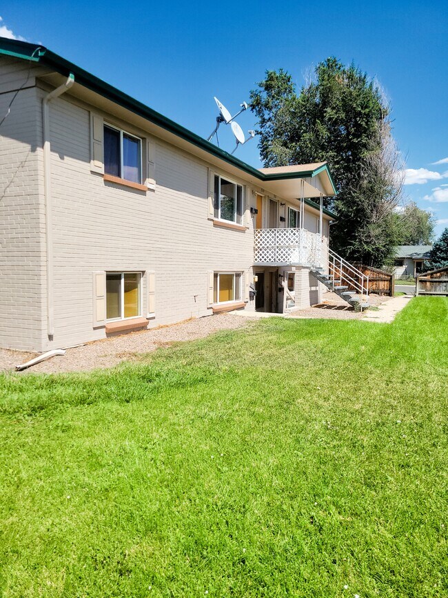 patio delantero - 7515 Stuart St