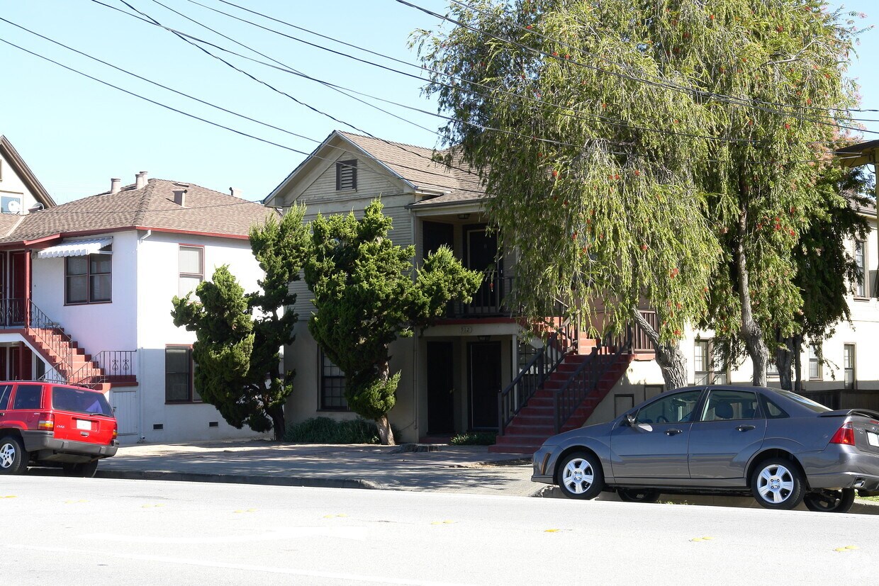 Building Photo - 912 Arguello St
