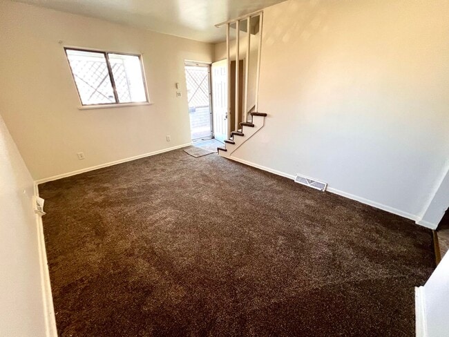 Foto del edificio - Recently Renovated - 3 bedroom 2 bathroom ...