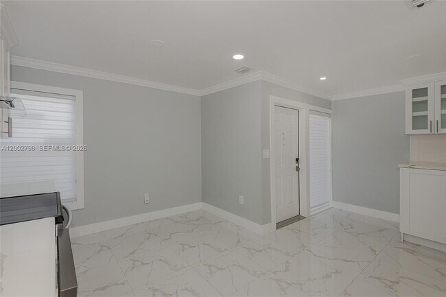 Foto del edificio - 6325 SW 138th Ct