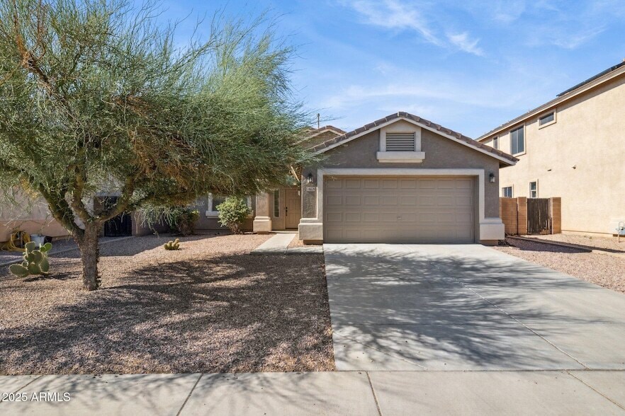 Primary Photo - 16579 W Marconi Ave