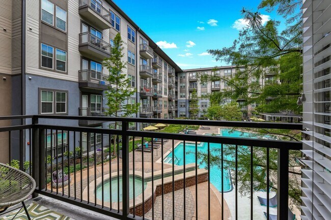 Cortland Oak Lawn Apartments Dallas, TX