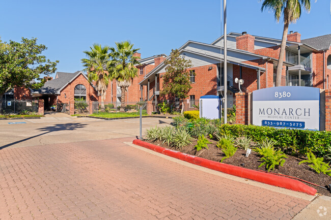 Building Photo - Monarch Medical Center