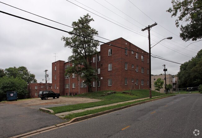 Foto del edificio - 1958 19th Pl SE