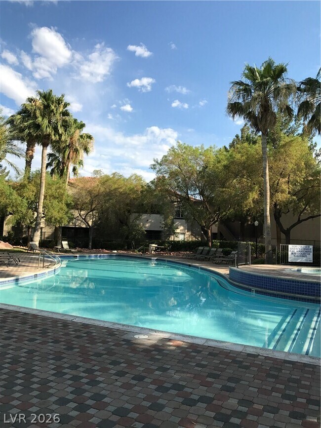 Foto del edificio - 9000 S Las Vegas Blvd