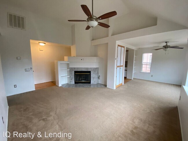 Foto del edificio - 2 br, 1 bath House - 12090 Calle De Montan...