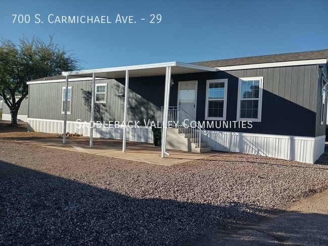 Building Photo - 700 S Carmichael Ave