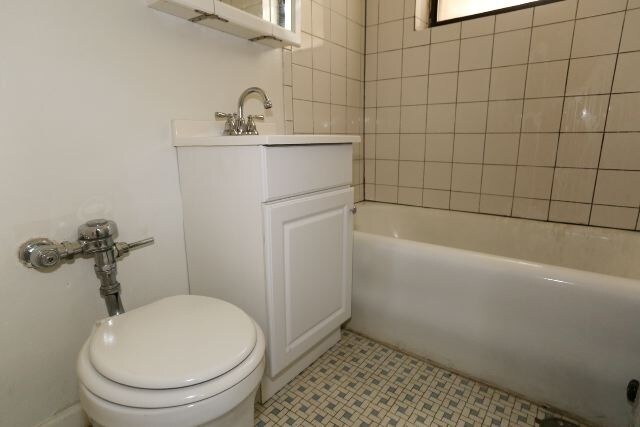 Foto del edificio - 4823 N Damen Ave