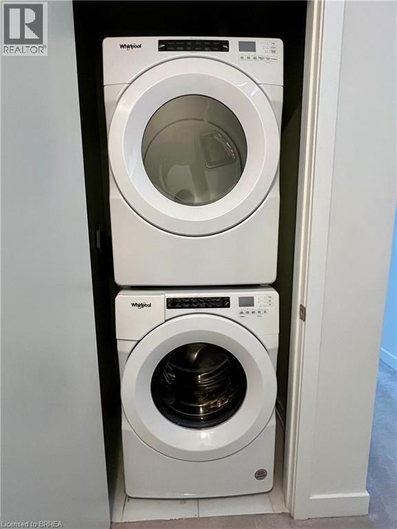 Photo du bâtiment - 3550 Colonial Dr