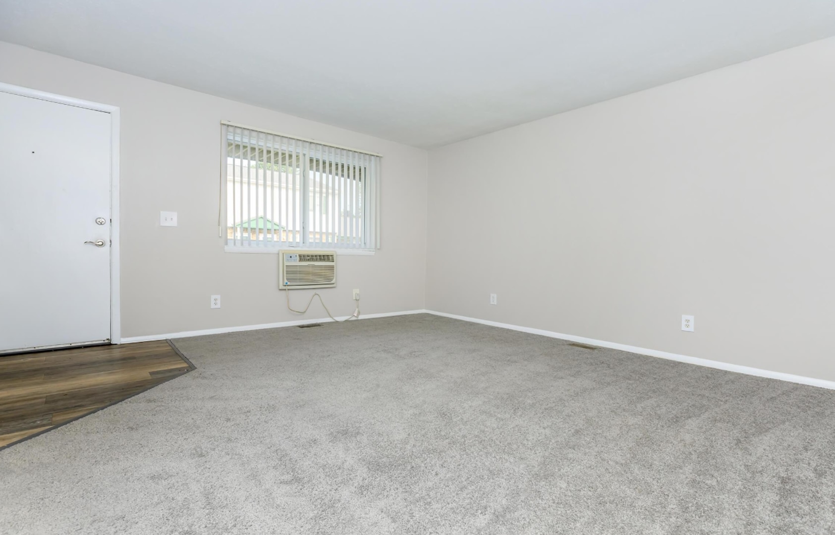 Summertree 7701 Sharon Dr – photo 4