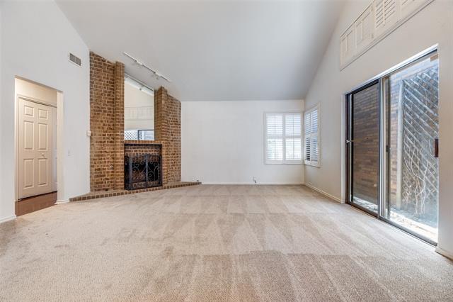 Foto del edificio - 4147 Rosser Square