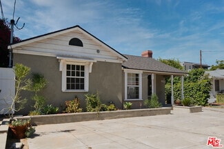 Building Photo - 10829 Kling St