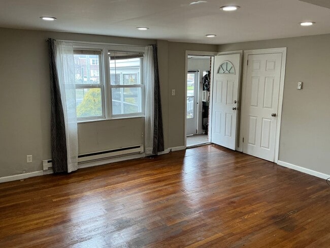 Building Photo - 768 Audrey Dr