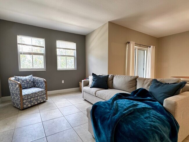 Foto del edificio - 8740 NW 97th Ave