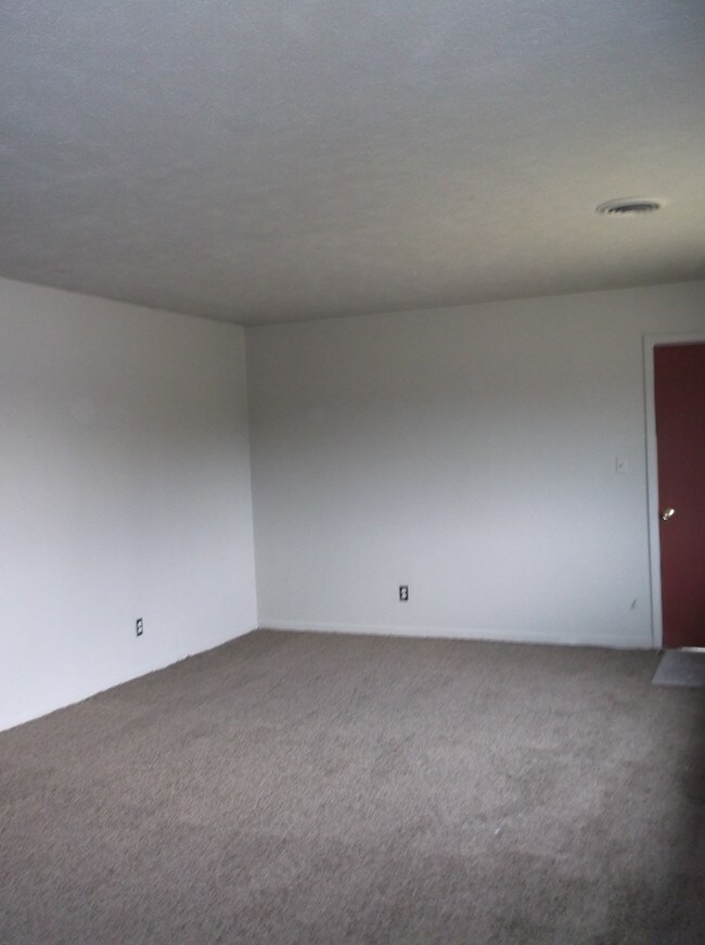 Foto del edificio - 2107 E Cherry St