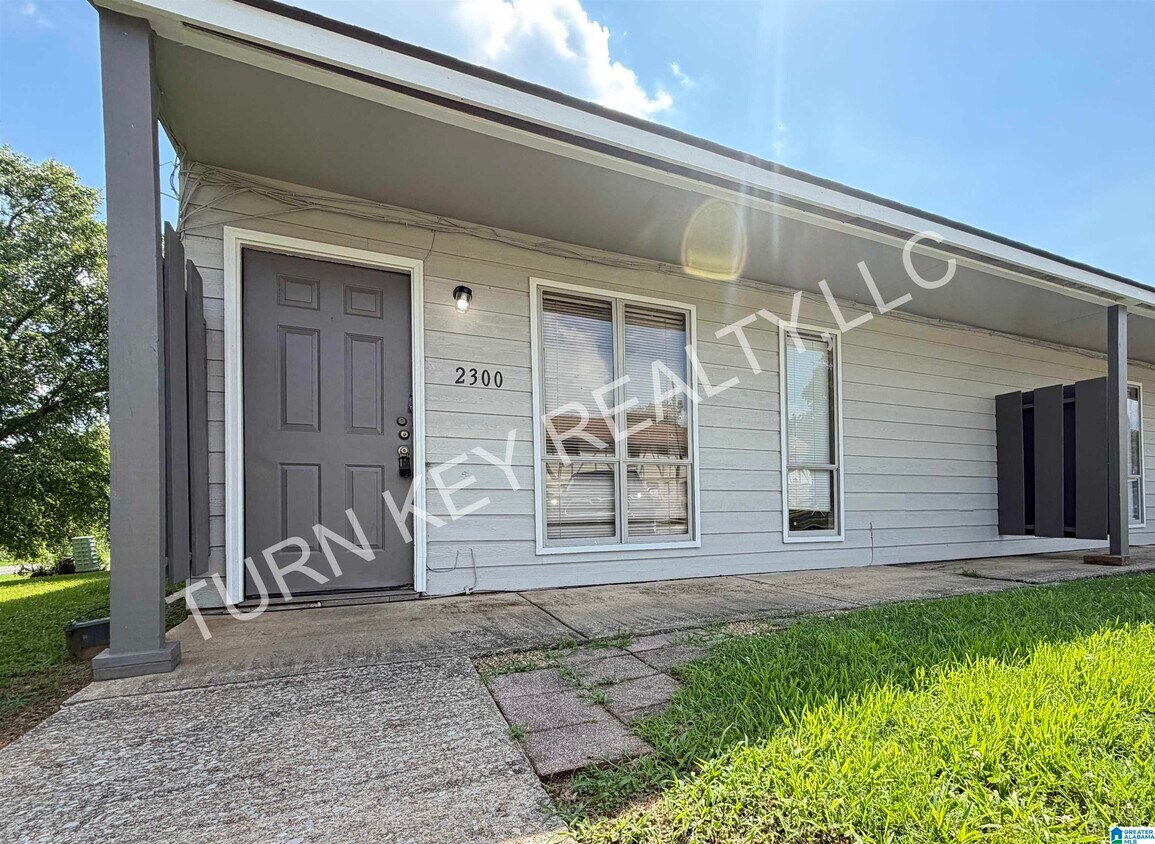 Foto del edificio - 2300 Grayson Valley Cir