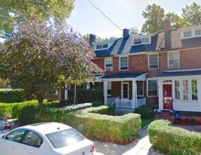 Building Photo - 608 Worth St