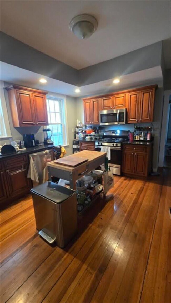 Foto del edificio - 835 Fellsway