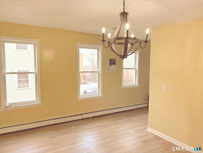 Foto del edificio - 202 Bellevue St