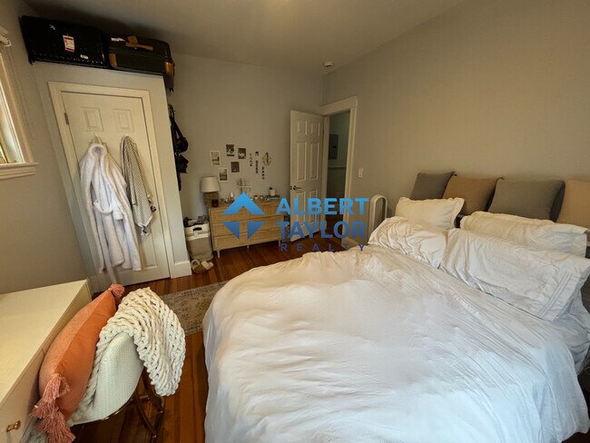 Foto del edificio - 25 Kelly Rd