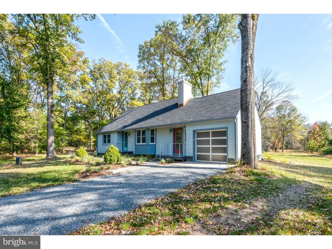 Primary Photo - 85 Stony Brook Rd