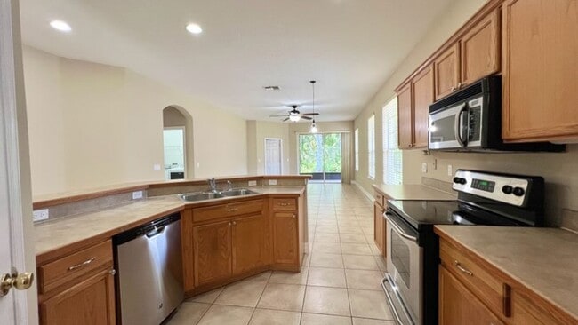 Foto del edificio - 3 BR/2BA | Newly Renovated Single Family Home | 1-Car Covered Parking | In  Eagles Nest at The Oaks!