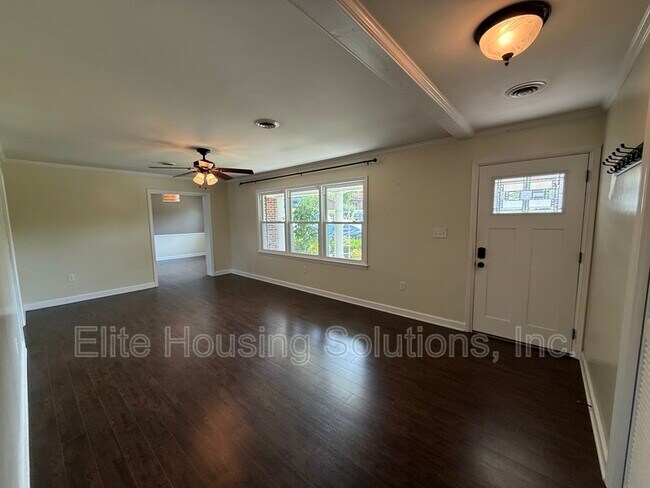 Foto del edificio - 820 N 16th St