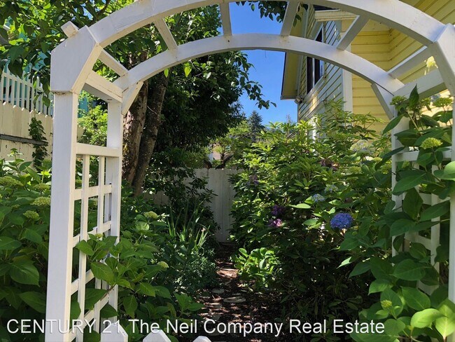 Foto del edificio - 3 br, 2 bath House - 1205 SE Cass Ave