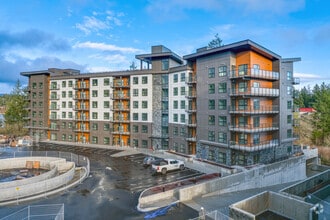Building Photo - The District