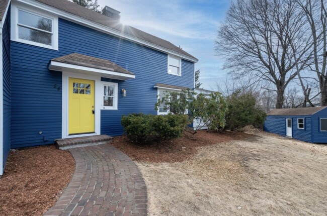 Building Photo - 24 Cordis St