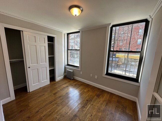 Building Photo - East 10th Street
