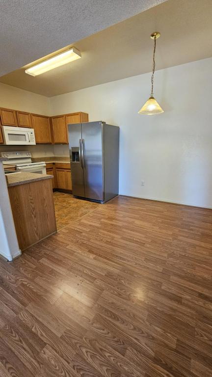 Building Photo - 2051 Hussium Hills St