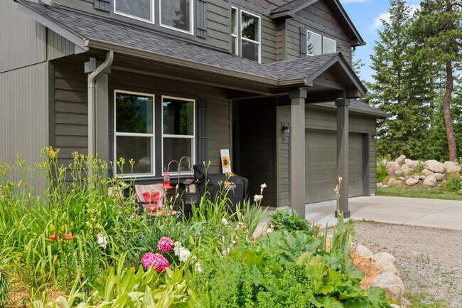 Building Photo - 315 Granite Loop